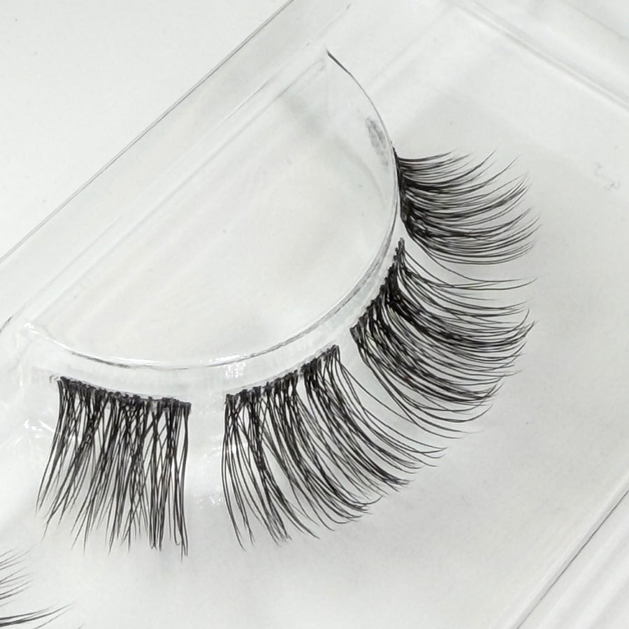 Honey Eye DIY Wimpern Nahaufnahme — Fasern und Band im Detail