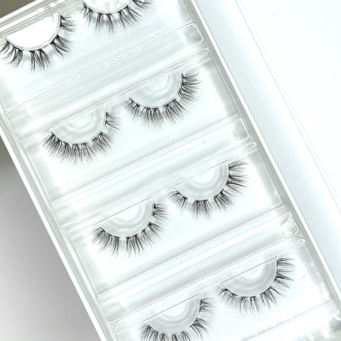 Wimpernserum vs.  DIY Wimpernverlängerungen - Glashes