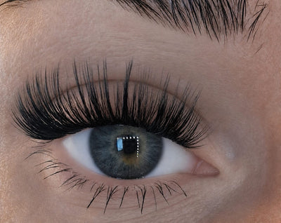 Endless Glashes DIY Wimpern am Auge — Dolleye Look