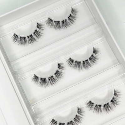 Fluffy Whispy 2.0 DIY Wimpern — offene 4er Box mit Dolleye Look von Glashes