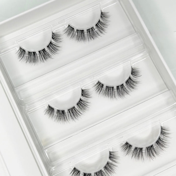 Fluffy Whispy 2.0 DIY Wimpern — offene 4er Box mit Dolleye Look von Glashes