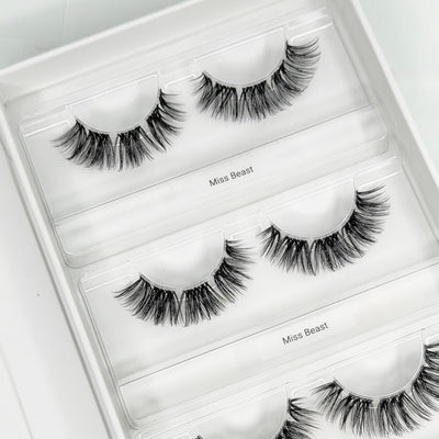 Miss Beast DIY Wimpern — offene 4er Box mit Dolleye Look von Glashes