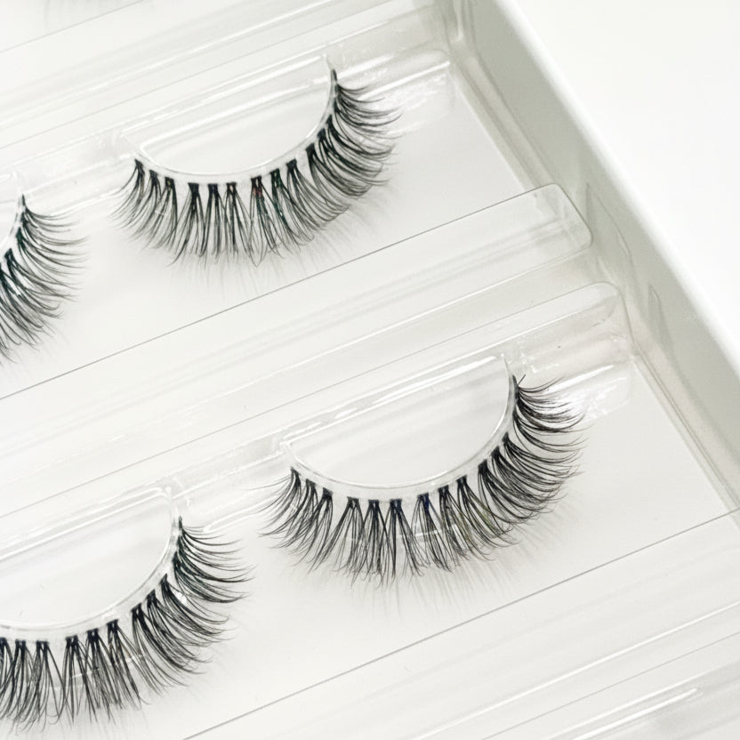 Glashes Nuvia DIY-Wimpern von Glashes – Wimpern in der offenen Box, Nahaufnahme
