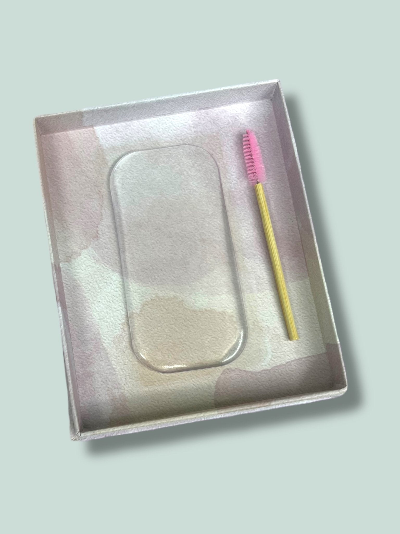 Lashpad mit Box und Wimpernbürste - Glashes