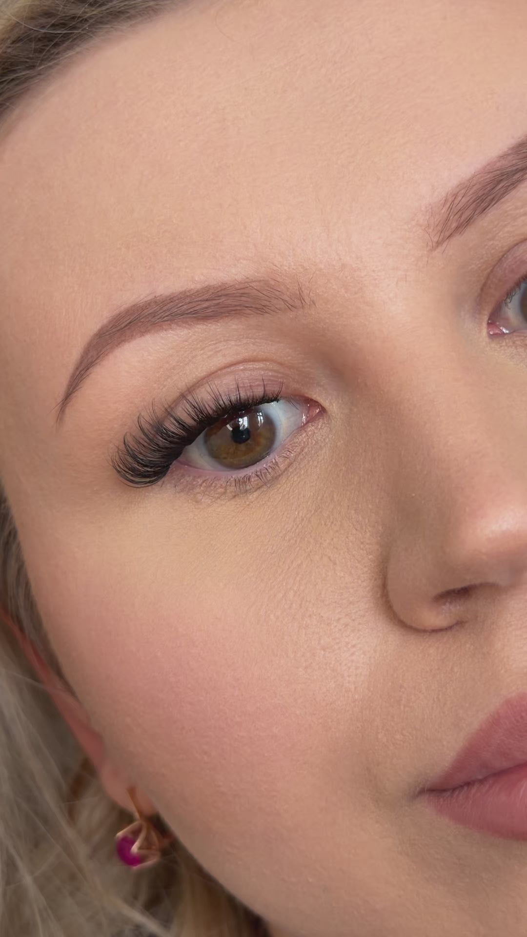 Schritt-für-Schritt Anleitung: Glashes Cluster-Wimpern auftragen